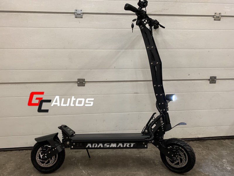 Trottinette V10 PLUS 80 km/h - 2400w - 2 moteurs - noir