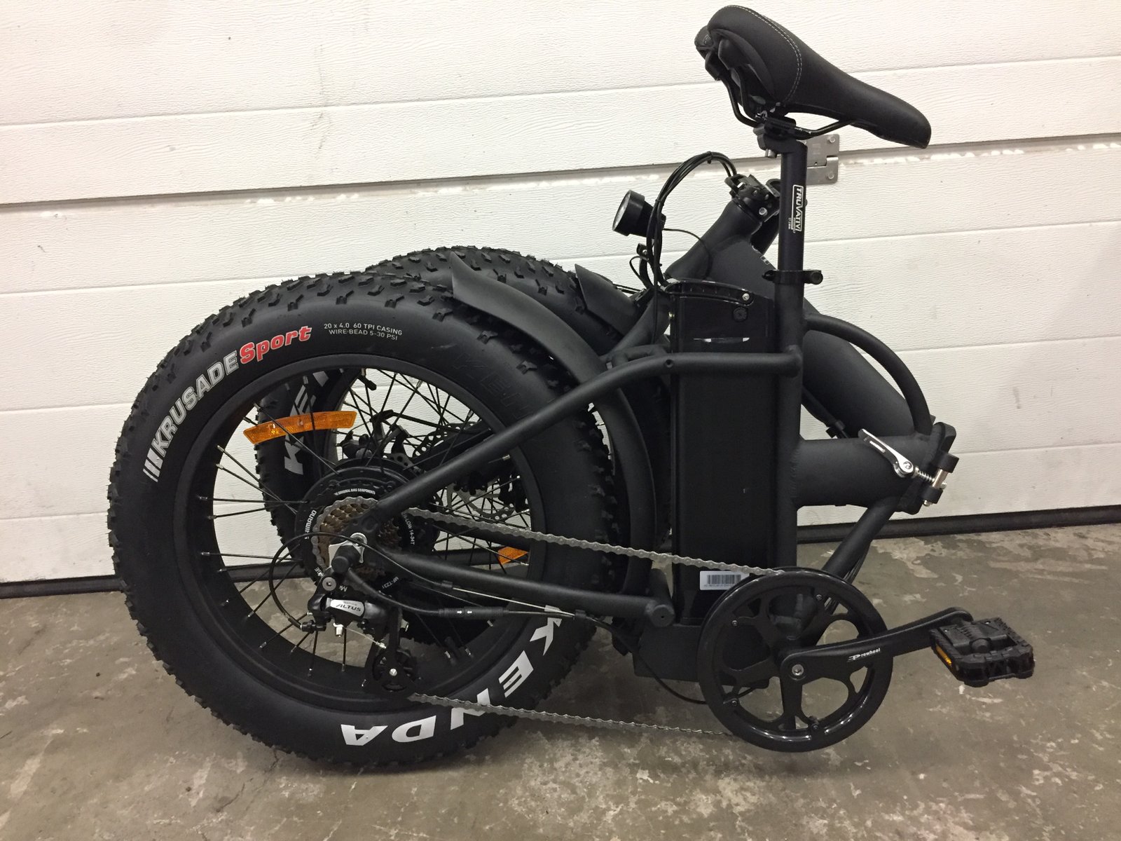 Vélo électrique Fat-bike pliable - noir