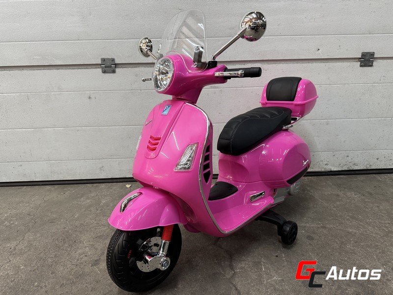 Scooter électrique Vespa - rose