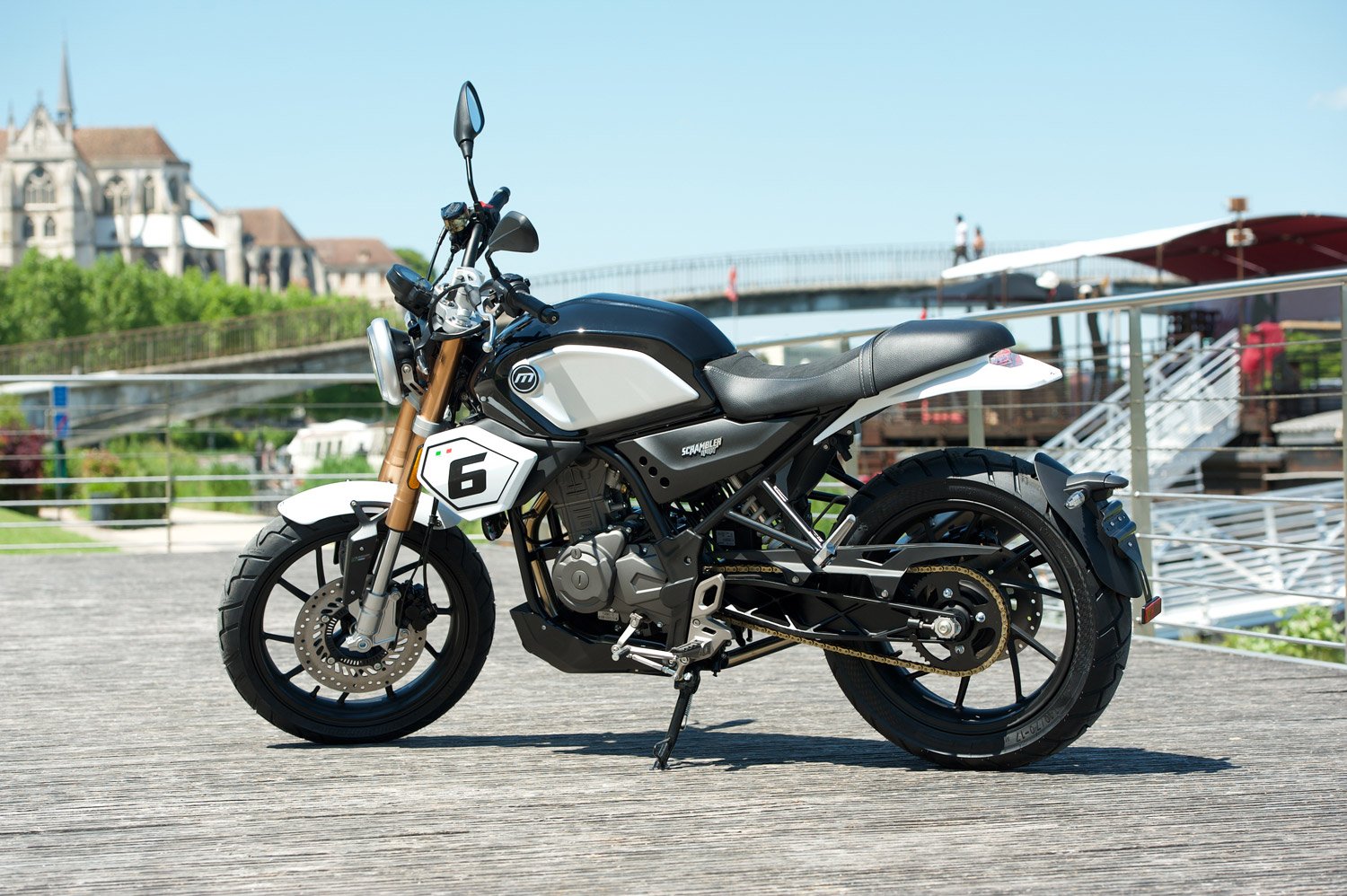 Moto Masai SCRAMBLER SPORT 125 - noir