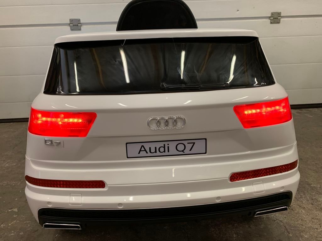Voiture électrique Audi Q7 Quattro S line Luxe - blanc
