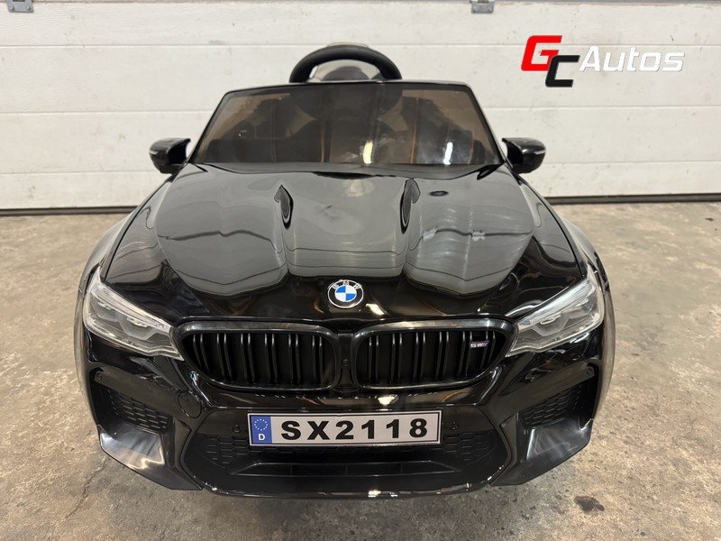 Voiture électrique BMW M5 24V MP4 (10 mois/5 ans) - noir