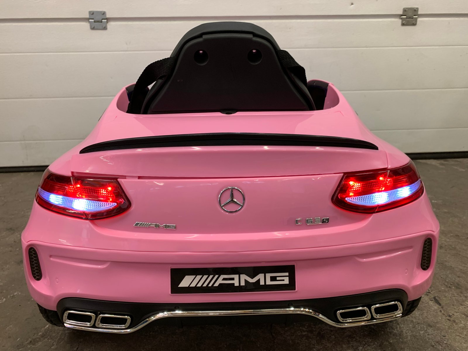 Voiture électrique Mercedes C63  - rose